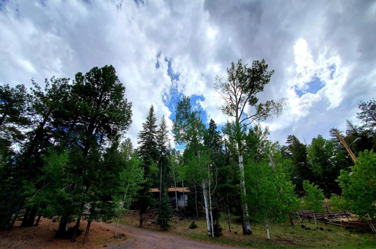 Edelweiss Resort Greer Экстерьер фото